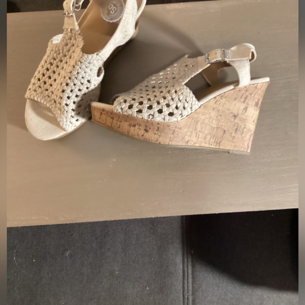 Shoes - Picture 2 of 2